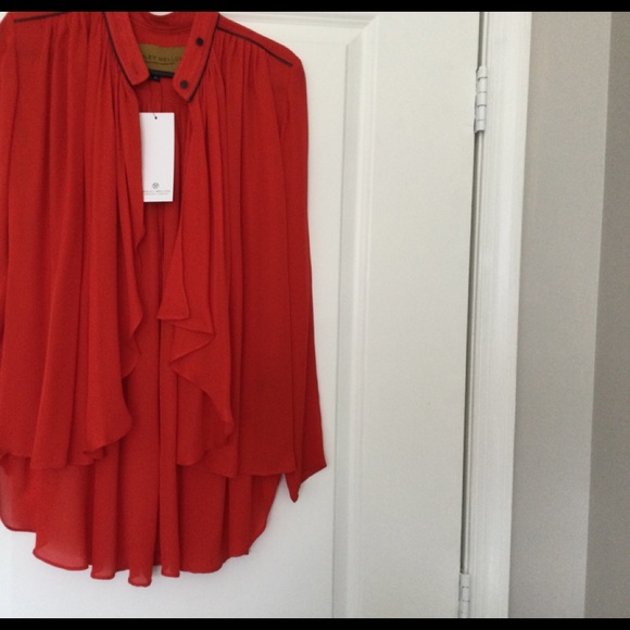 Blouse - Picture 2 of 2